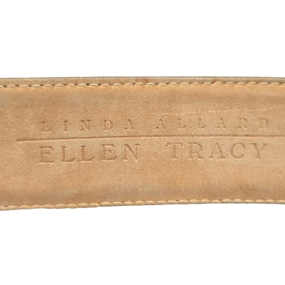 Linda Allard Ellen Tracy super fast